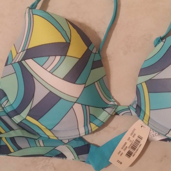 VICTORIA'S SECRET 32B PUSH-UP BRA SET...NWT! - Picture 2 of 4